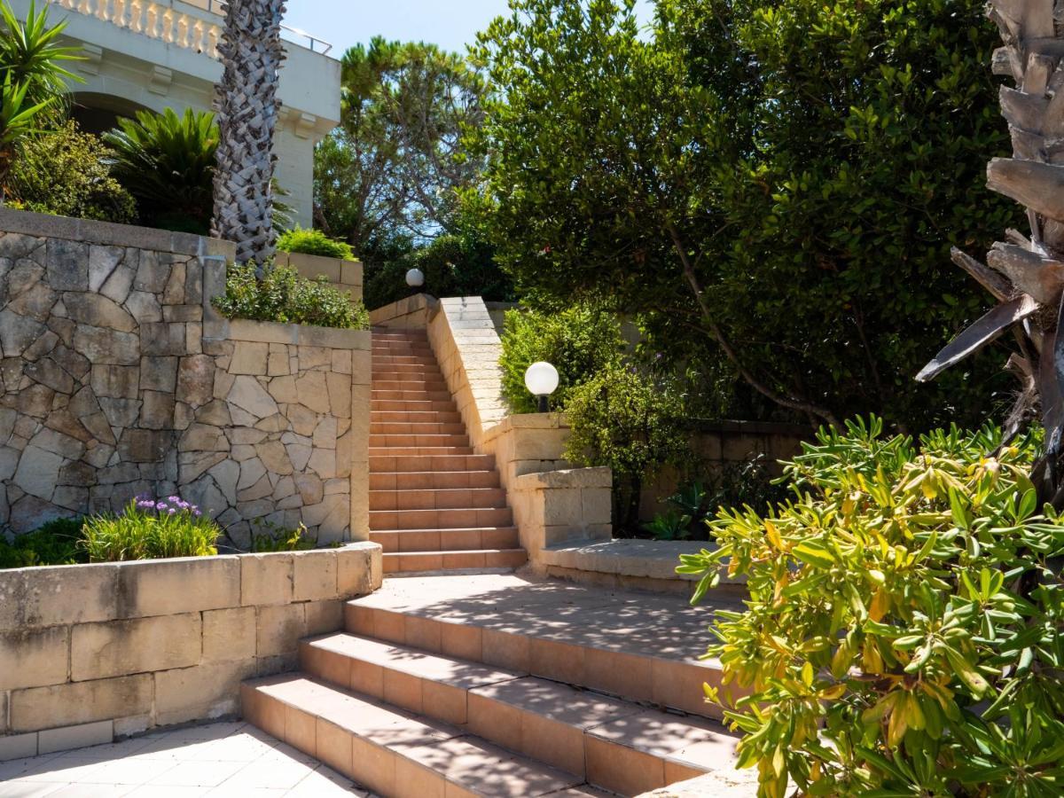 Villa Palma - Sunset Sea Views With Pool, Jacuzzi, Sauna And Games Room Mellieħa Exteriör bild