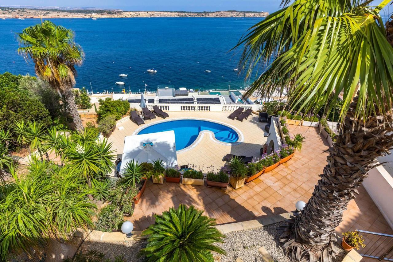 Villa Palma - Sunset Sea Views With Pool, Jacuzzi, Sauna And Games Room Mellieħa Exteriör bild